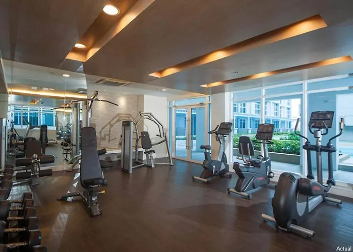 Affordable Cozy In The Linear Makati - Lm1 Apartment Manila